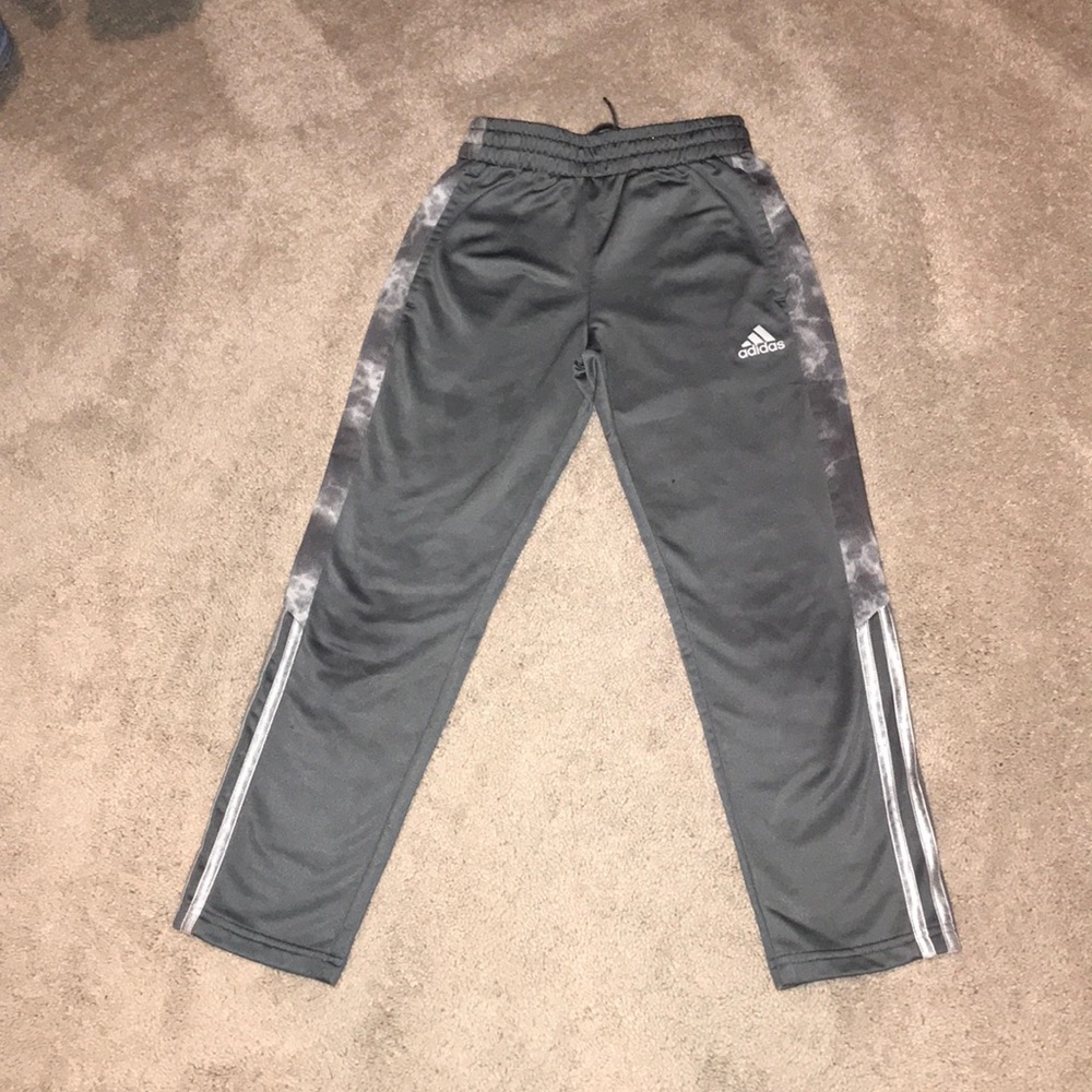 Boys dark grey adidas sweatpants